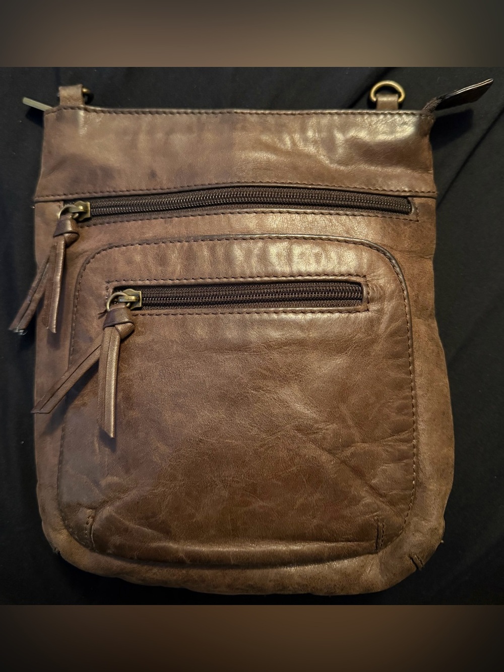 Vintage- HOBO International- CASSIE Soft Genuine Leather Crossbody Bag